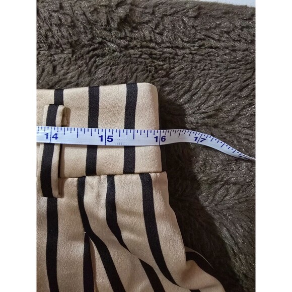 NWT Ann Taylor pleated Wide-leg Pant in Satin Size 8P - Picture 8 of 8